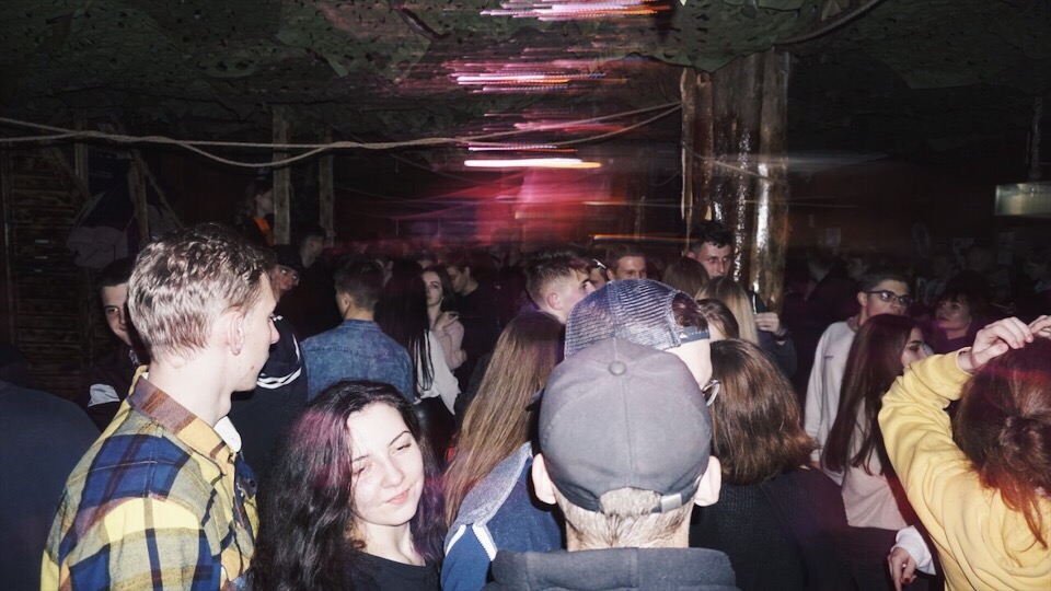 «А дзе ў вас ешыва і сінагога?» Разам з рабінам распавядаем пра знакавыя месцы занёманскай часткі Гродна