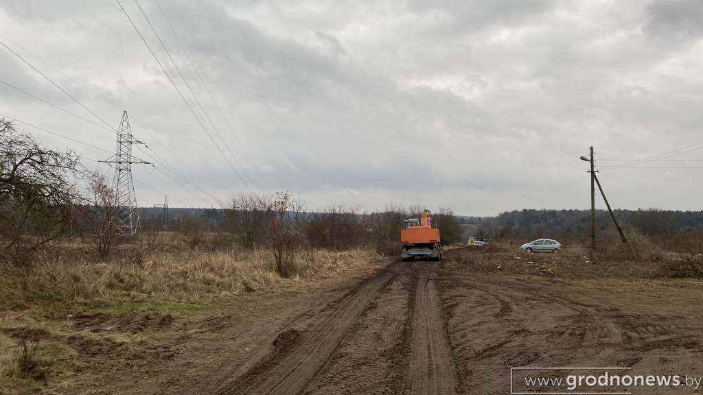 У Гродне пачалі зносіць "азотаўскія" дачы: ідзе падрыхтоўка да падаўжэння Паўднёвай і М6