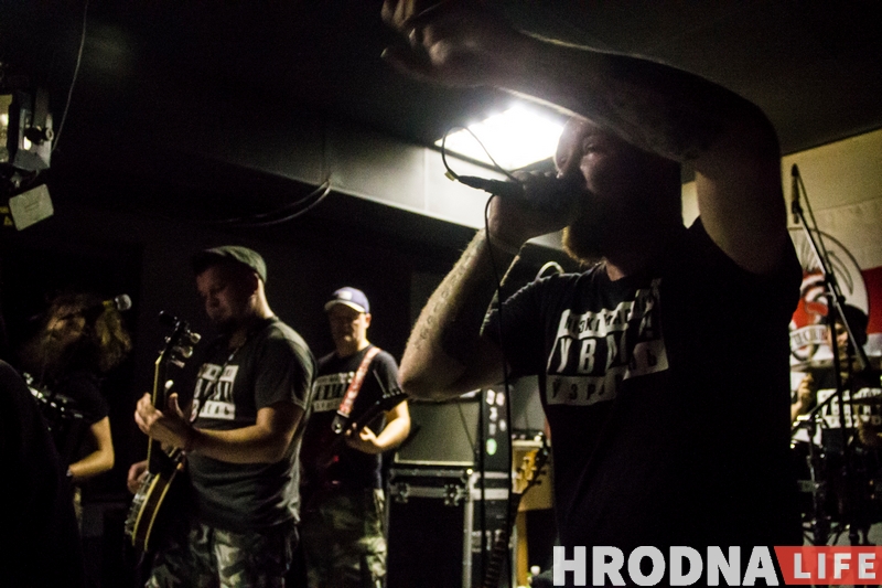 Dzieciuki далі першы сольны канцэрт у Гродне і сабралі 200 наведвальнікаў Dzieciuki далі першы сольны канцэрт у Гродне і сабралі 200 наведвальнікаў