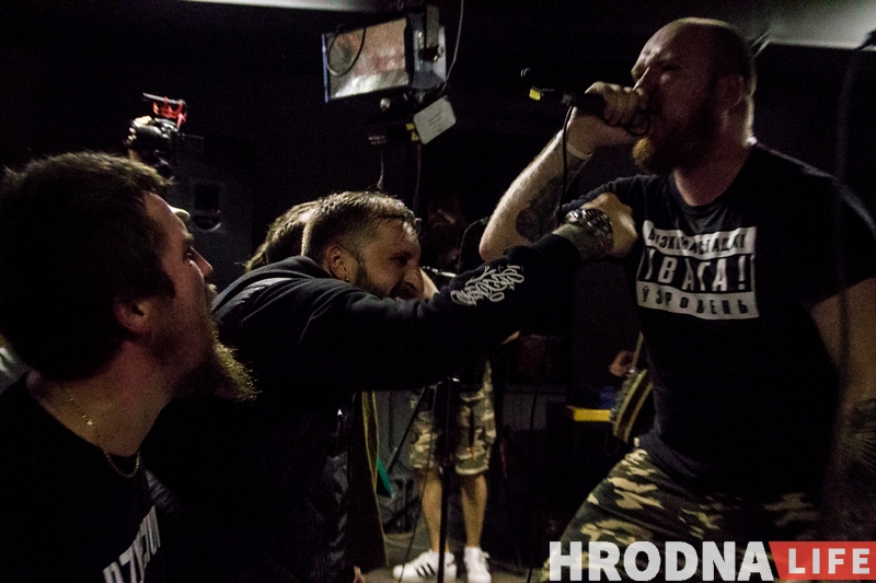 Dzieciuki далі першы сольны канцэрт у Гродне і сабралі 200 наведвальнікаў Dzieciuki далі першы сольны канцэрт у Гродне і сабралі 200 наведвальнікаў