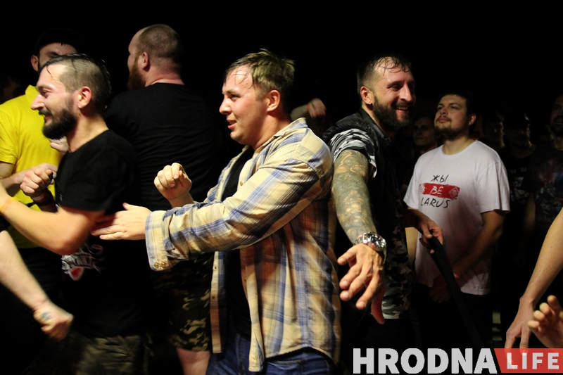 Dzieciuki далі першы сольны канцэрт у Гродне і сабралі 200 наведвальнікаў Dzieciuki далі першы сольны канцэрт у Гродне і сабралі 200 наведвальнікаў