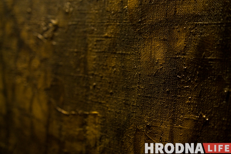 Сланы і Японія. Тату-майстар з Гродна прэзентаваў выставу жывапісу Сланы і Японія. Тату-майстар з Гродна прэзентаваў выставу жывапісу