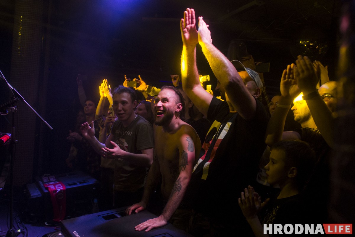 “Больш, чым музыка”. Лявон Вольскі выступіў у Гродне з найлепшымі песнямі “Больш, чым музыка”. Лявон Вольскі выступіў у Гродне з найлепшымі песнямі