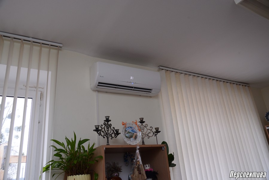 У Гожы цырульніца вымушана працаваць сярод абагравальнікаў