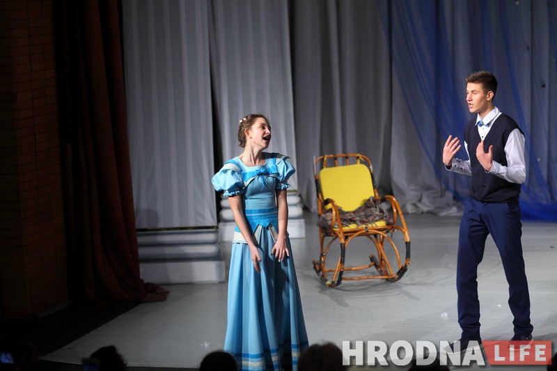 “Знаете, как я обрадовалась, когда им понесли цветы!” Оксана Пликус рассказала о работе самодеятельного театра «Турандот»