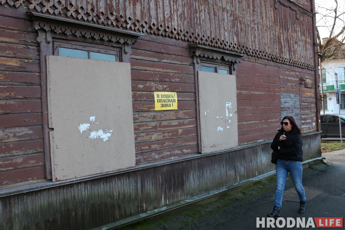 «Утвердили охранную зону и сразу же решили сносить». Новый Свет может лишиться очередного символа