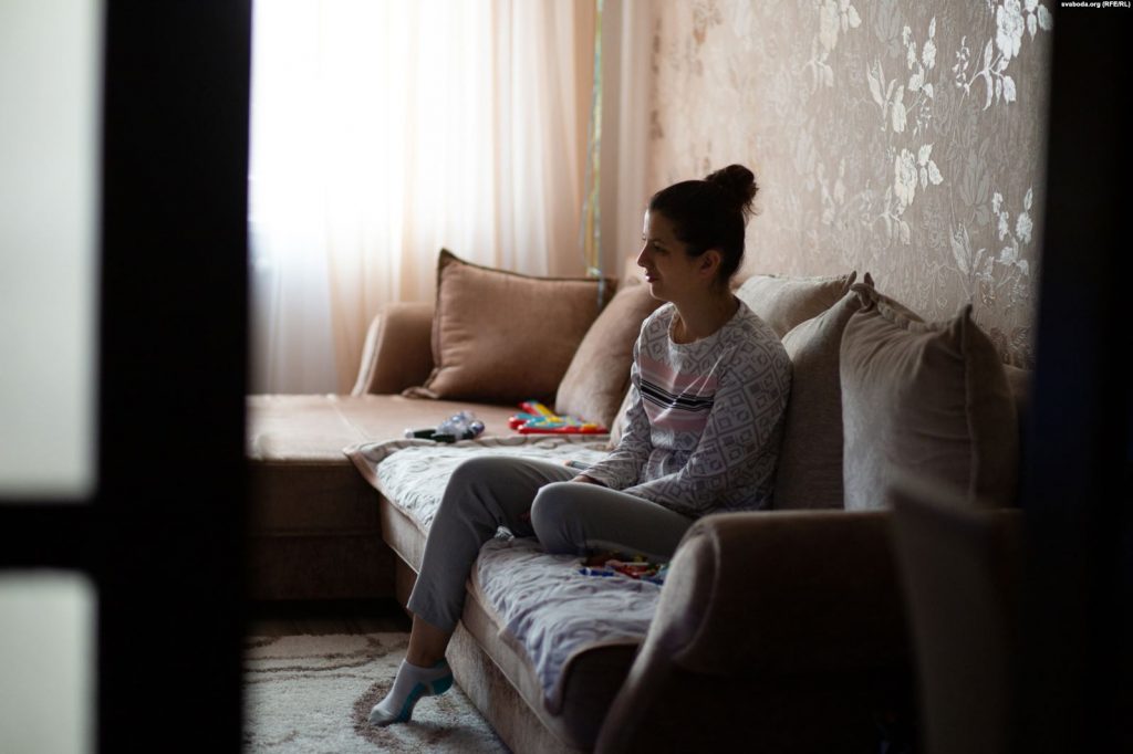 «Але ж я ў гэтым не вінаваты». Маленькі Міша, зь якім бацька хаваўся ў Расеі, вярнуўся дадому