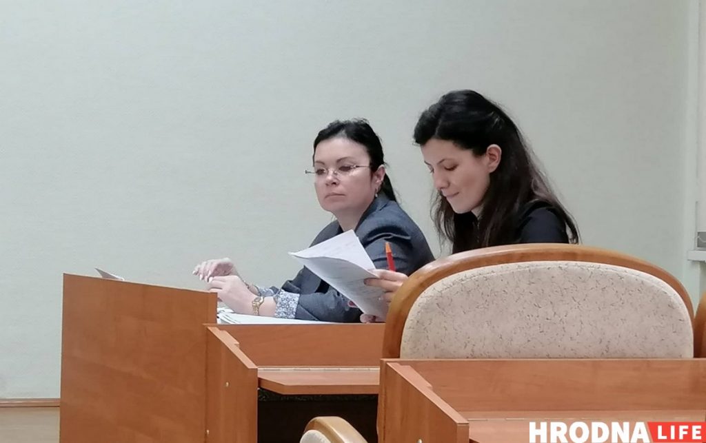 “Вызваліць, бо інвалід”. Мужчыну, што 2 месяцы хаваўся з сынам у Расіі, не пакараюць за збіццё жонкі