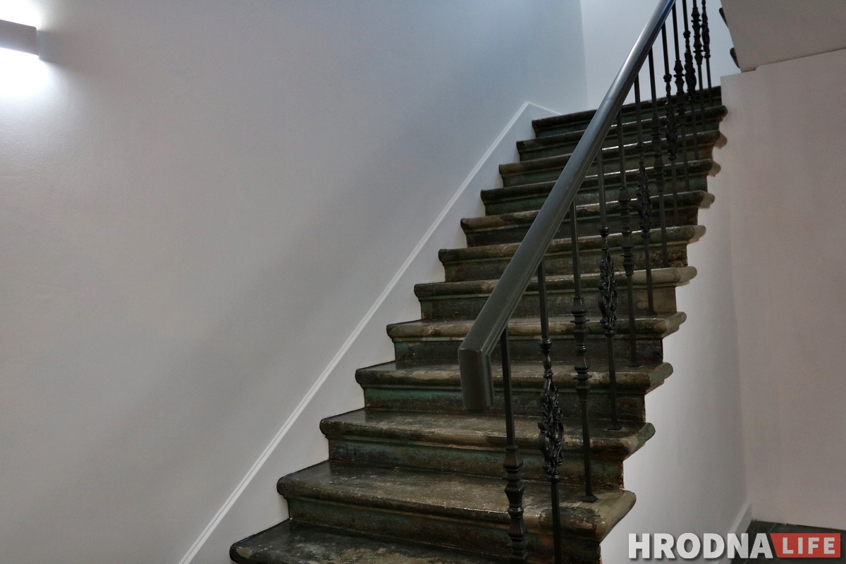 На Гараднічанскай выдатна аднавілі старую камяніцу. Што там будзе? На Гараднічанскай выдатна аднавілі старую камяніцу. Што там будзе?