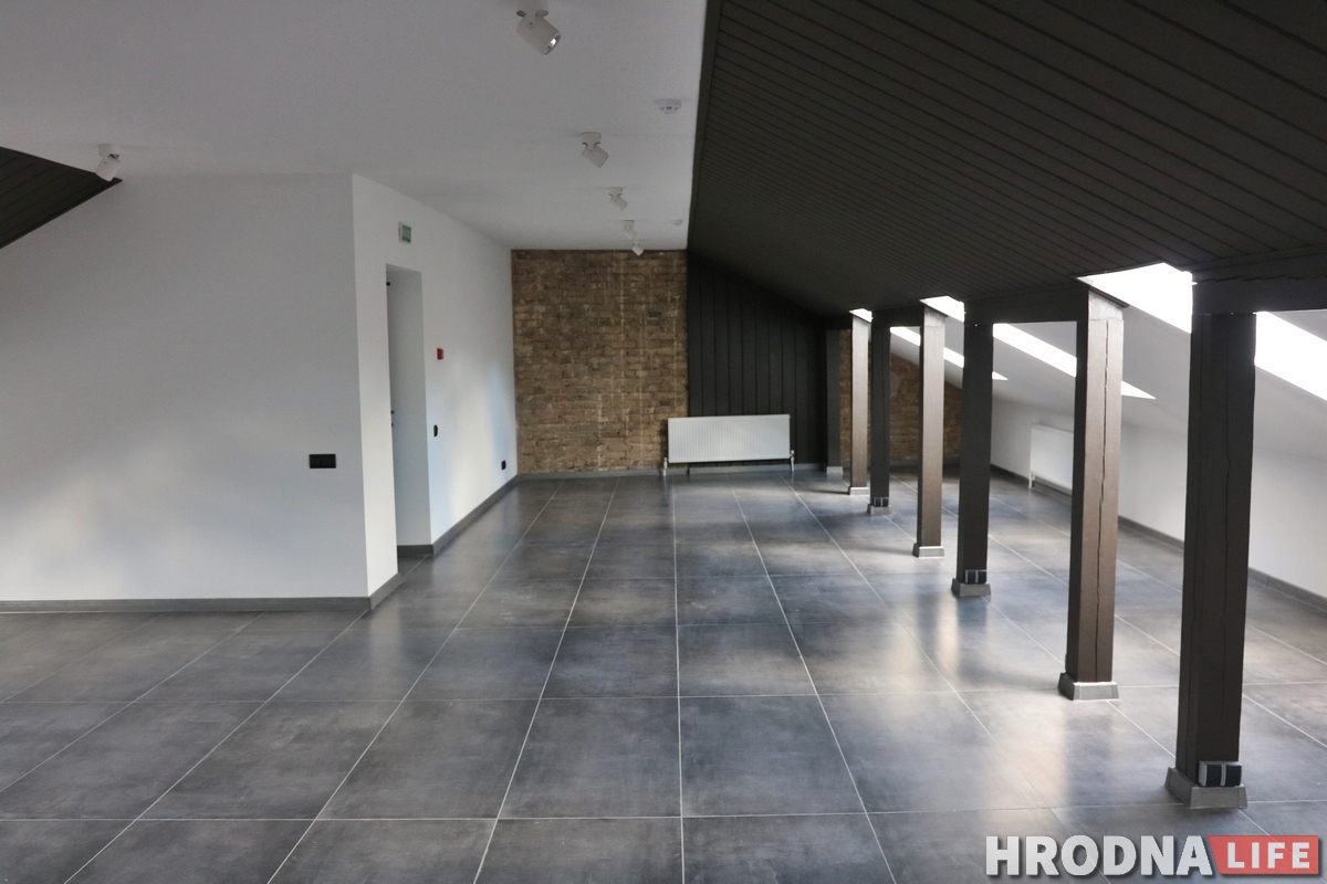 На Гараднічанскай выдатна аднавілі старую камяніцу. Што там будзе? На Гараднічанскай выдатна аднавілі старую камяніцу. Што там будзе?