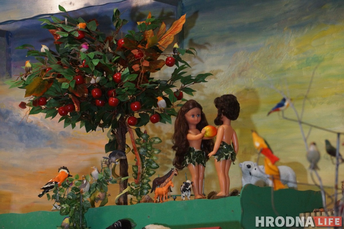 Зачем в храме 150 кукол. Как в Гродно создали самый большой подвижный вертеп