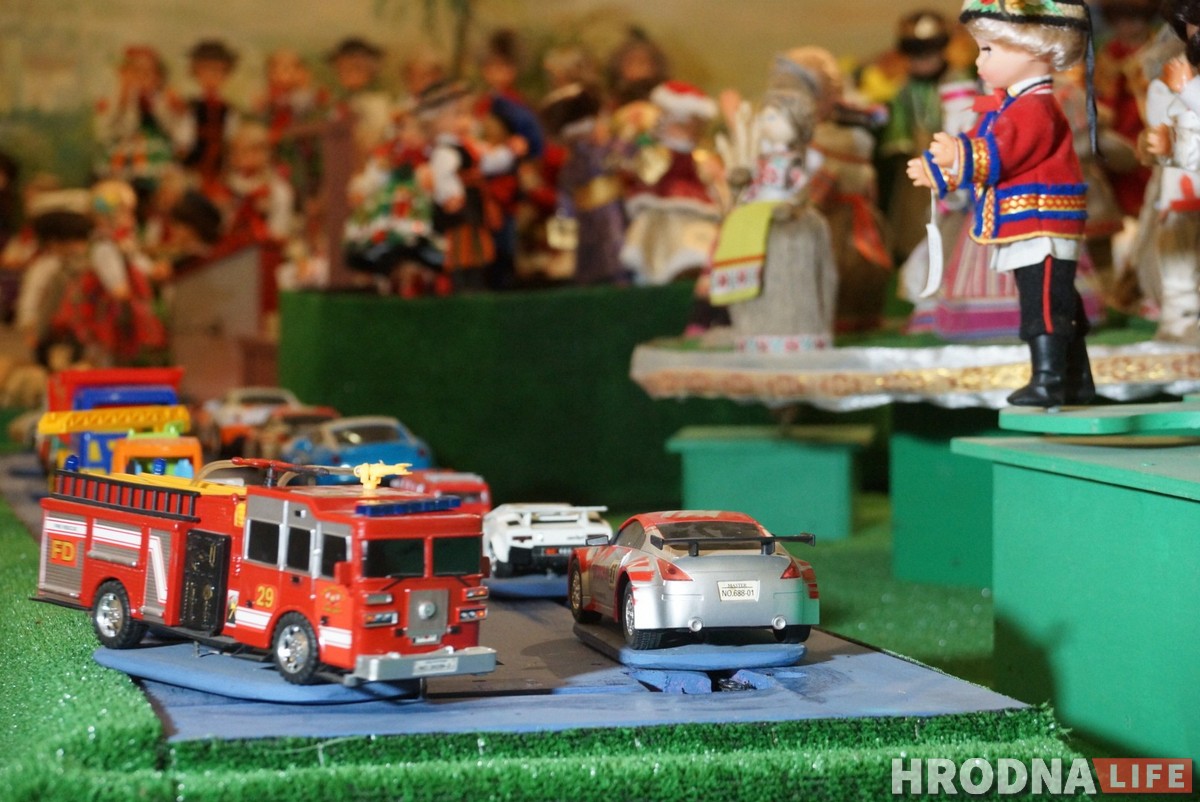 Зачем в храме 150 кукол. Как в Гродно создали самый большой подвижный вертеп