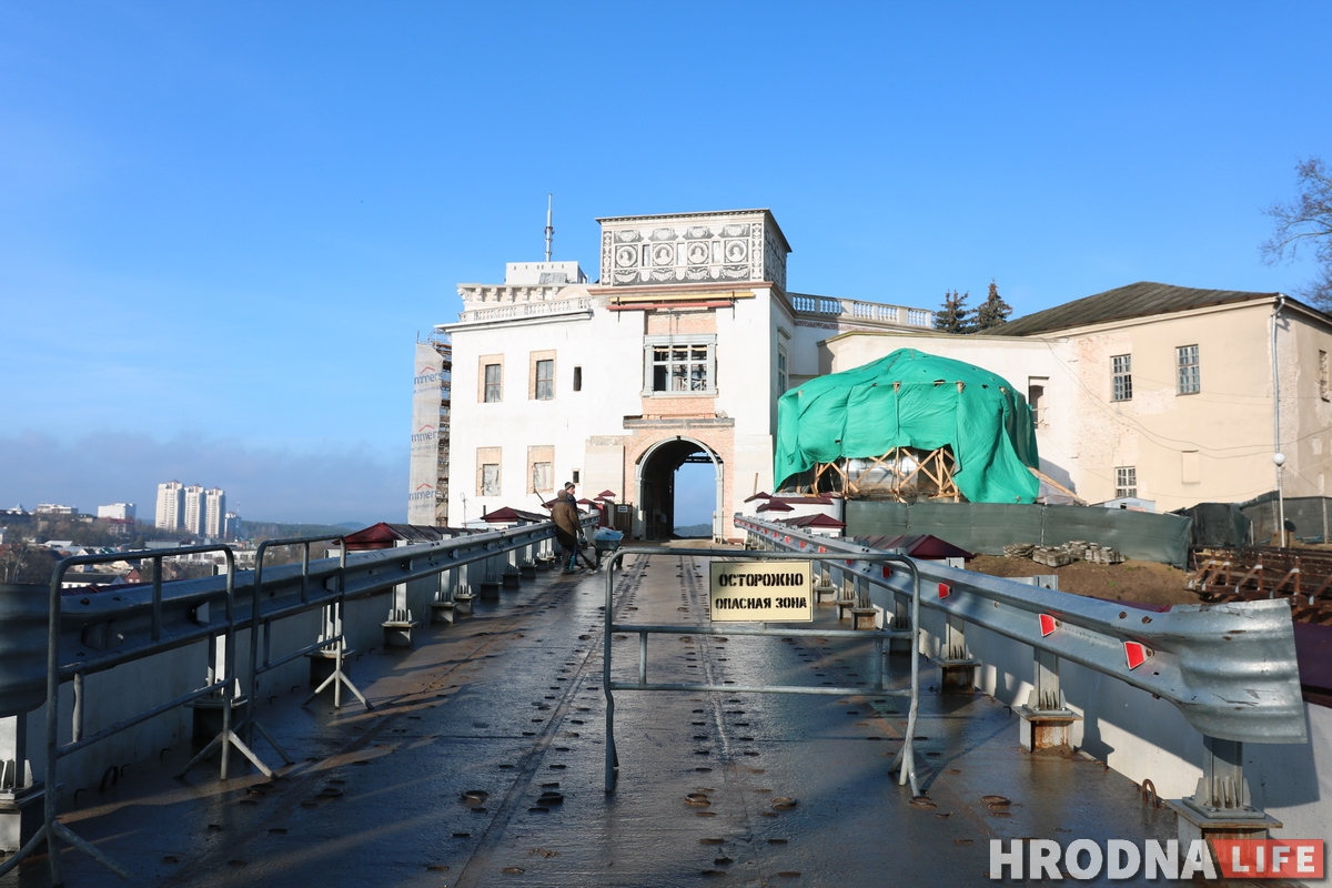 Прыбіральні ў каралеўскіх пакоях не будзе: польскіх спецыялістаў азнаёмілі з ходам рэканструкцыі Старога замка Прыбіральні ў каралеўскіх пакоях не будзе: польскіх спецыялістаў азнаёмілі з ходам рэканструкцыі Старога замка