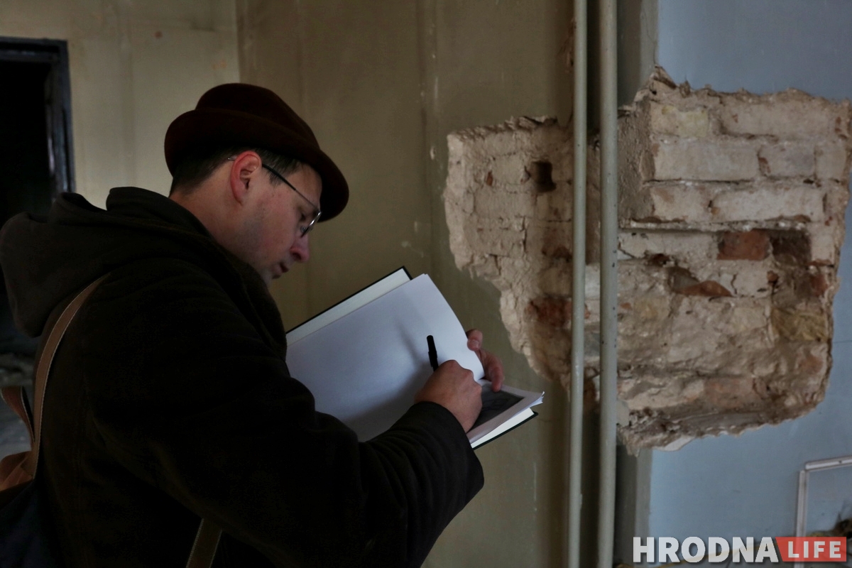 Прыбіральні ў каралеўскіх пакоях не будзе: польскіх спецыялістаў азнаёмілі з ходам рэканструкцыі Старога замка Прыбіральні ў каралеўскіх пакоях не будзе: польскіх спецыялістаў азнаёмілі з ходам рэканструкцыі Старога замка