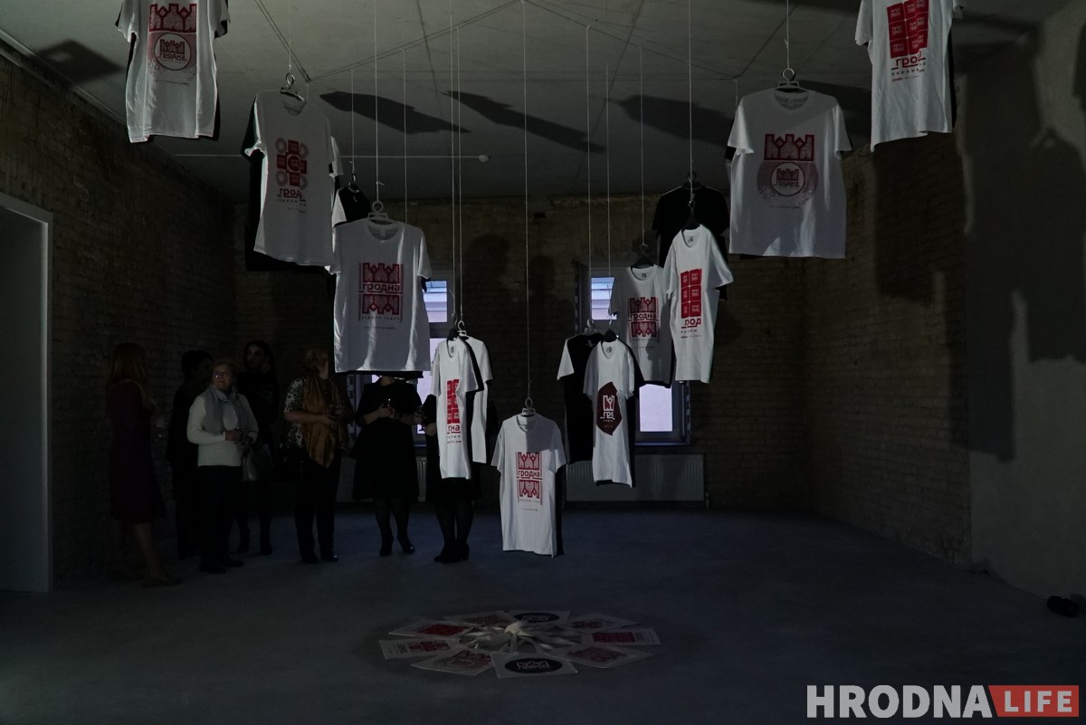 Перформанс, музыка і дэфіле. Дзіцячы хоспіс робіць дабрачыннасць модным трэндам Гродна Перформанс, музыка і дэфіле. Дзіцячы хоспіс робіць дабрачыннасць модным трэндам Гродна