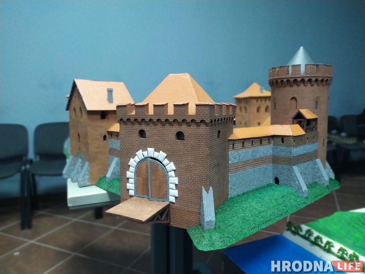 Якім быў замак Вітаўта? Ігар Лапеха распачаў цыкл лекцый пра гродзенскі Стары замак Якім быў замак Вітаўта? Ігар Лапеха распачаў цыкл лекцый пра гродзенскі Стары замак