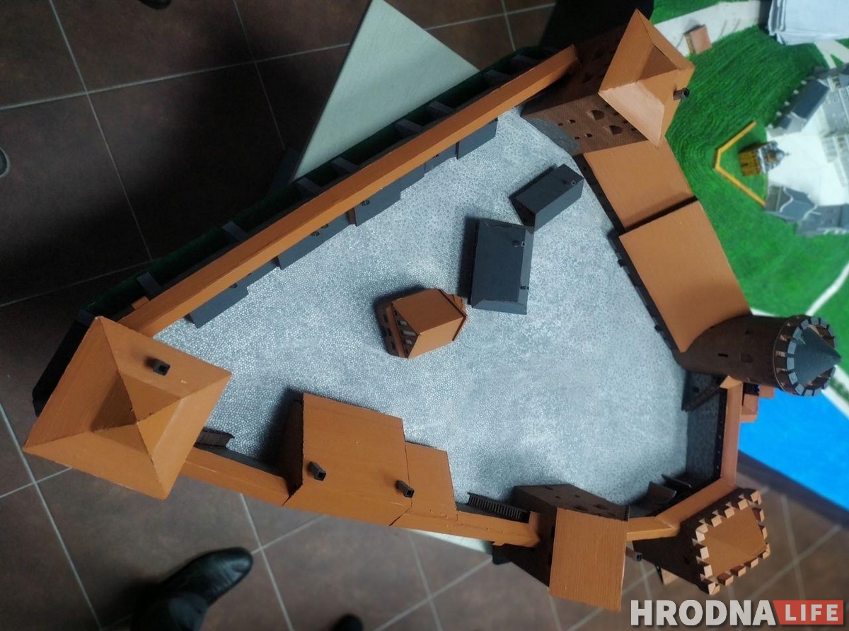 Якім быў замак Вітаўта? Ігар Лапеха распачаў цыкл лекцый пра гродзенскі Стары замак Якім быў замак Вітаўта? Ігар Лапеха распачаў цыкл лекцый пра гродзенскі Стары замак