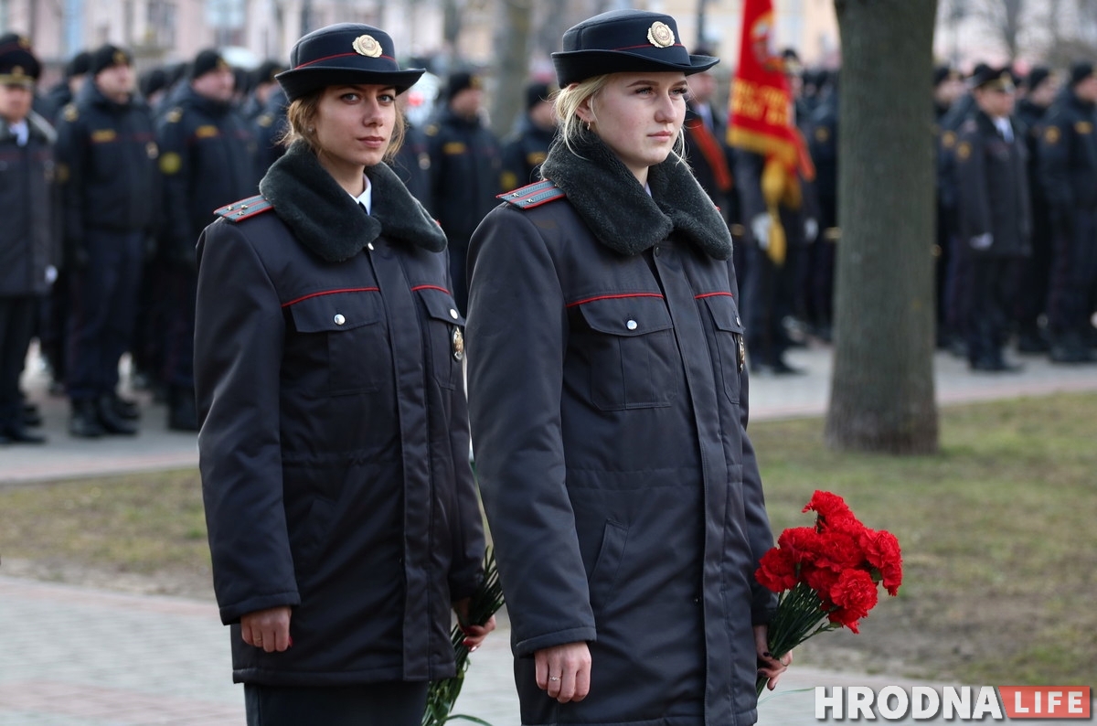 Гродзенская міліцыя з песнямі прайшла па вуліцах горада Гродзенская міліцыя з песнямі прайшла па вуліцах горада