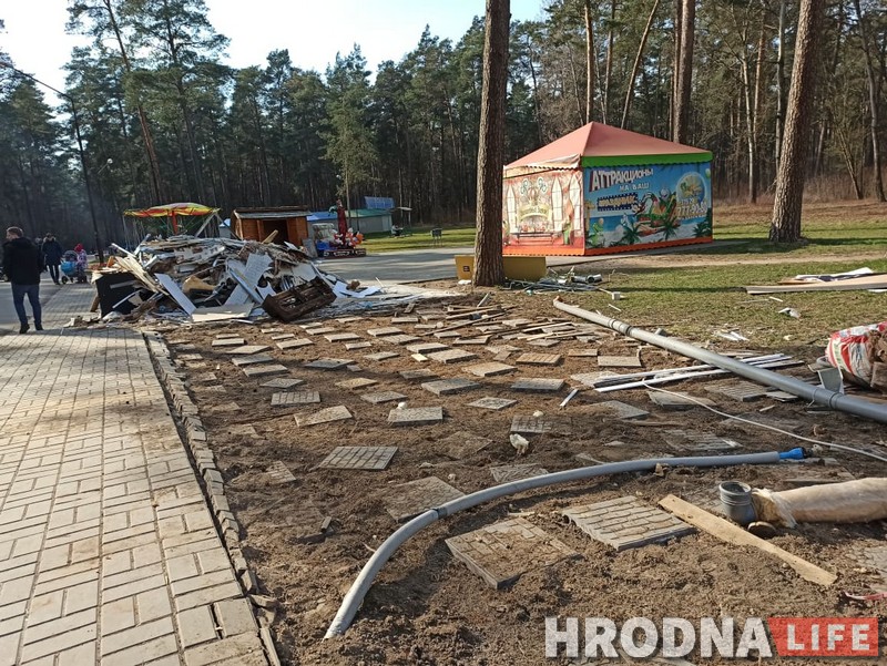 “Поляны” больше нет. Единственную кофейню в Пышках снесли