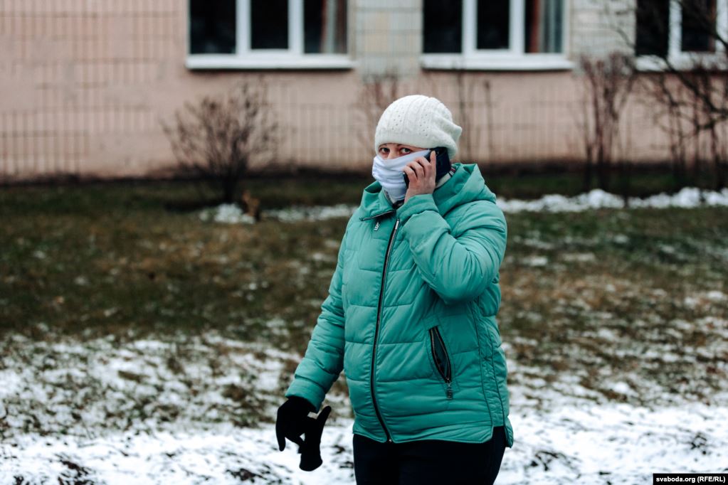 "К телу нельзя было прикасаться". Что известно о третьей смерти белоруски с коронавирусом