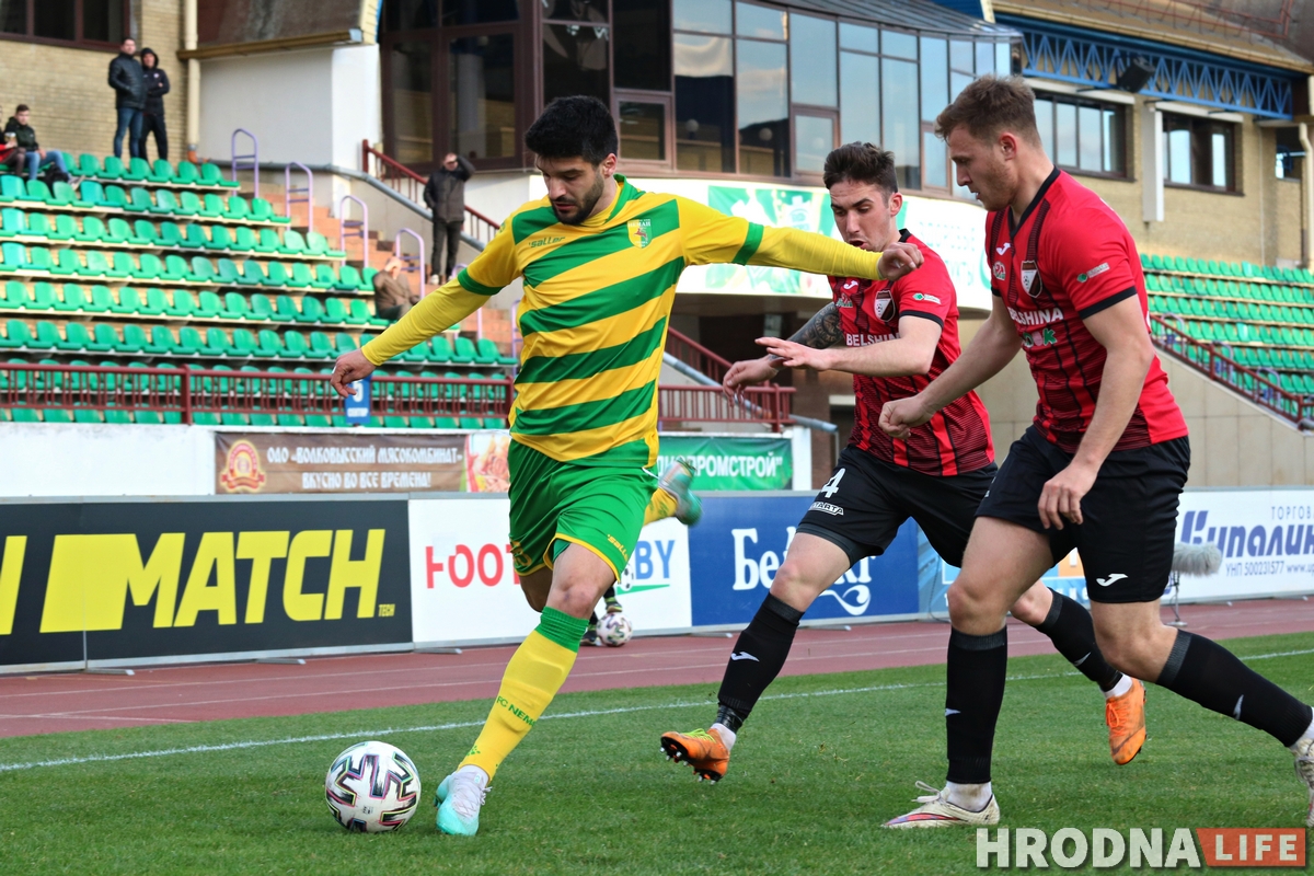 Нічыя з "Белшынай" і амаль пустыя трыбуны (ФОТА) Нічыя з "Белшынай" і амаль пустыя трыбуны (ФОТА)