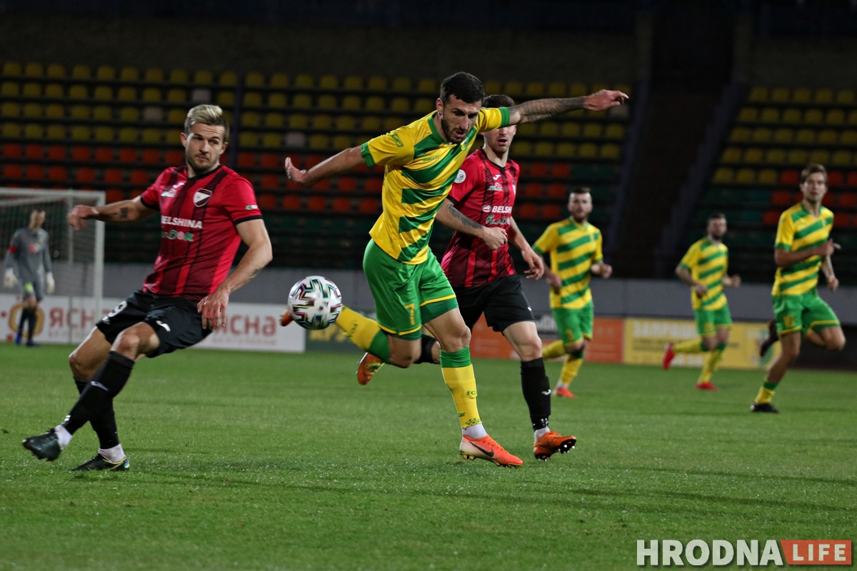 Нічыя з "Белшынай" і амаль пустыя трыбуны (ФОТА) Нічыя з "Белшынай" і амаль пустыя трыбуны (ФОТА)