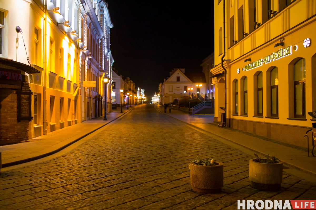ФОТО: Как выглядит ночной Гродно на выходных во время пандемии