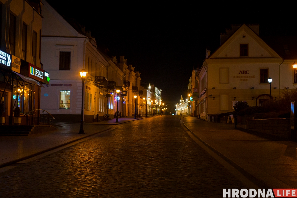 ФОТО: Как выглядит ночной Гродно на выходных во время пандемии