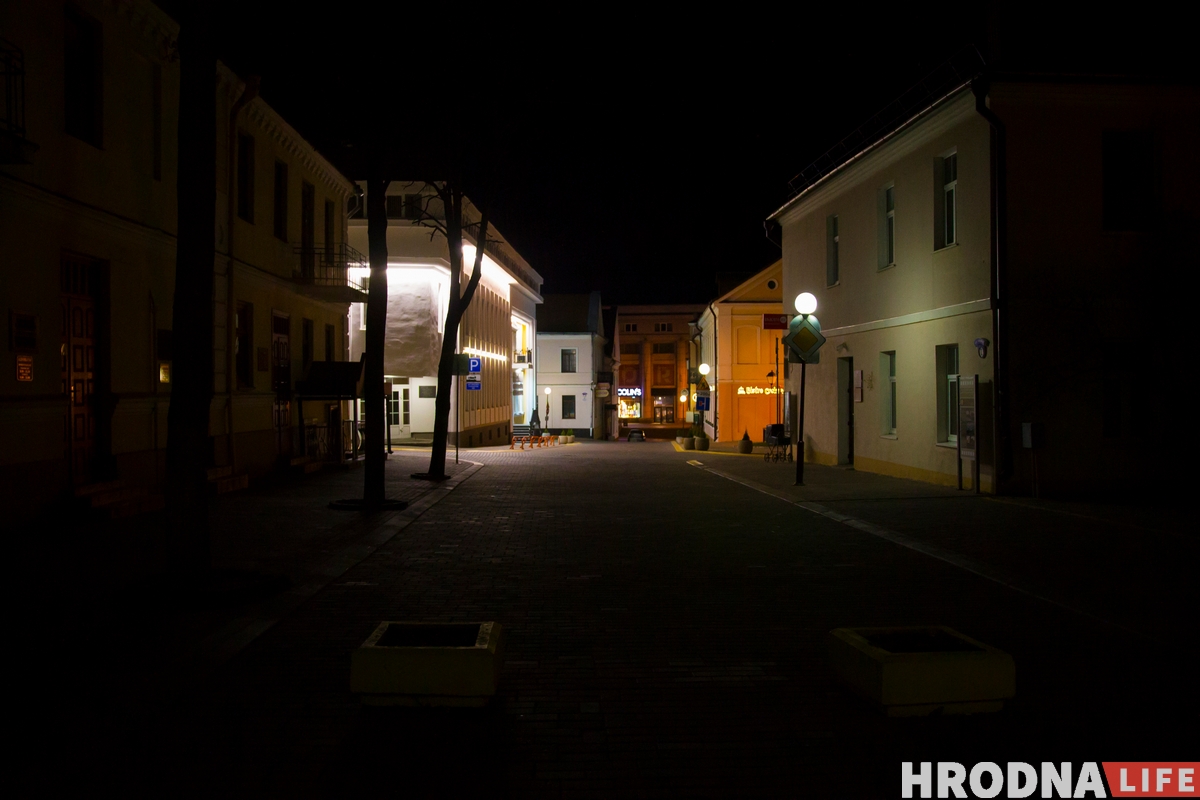 ФОТО: Как выглядит ночной Гродно на выходных во время пандемии