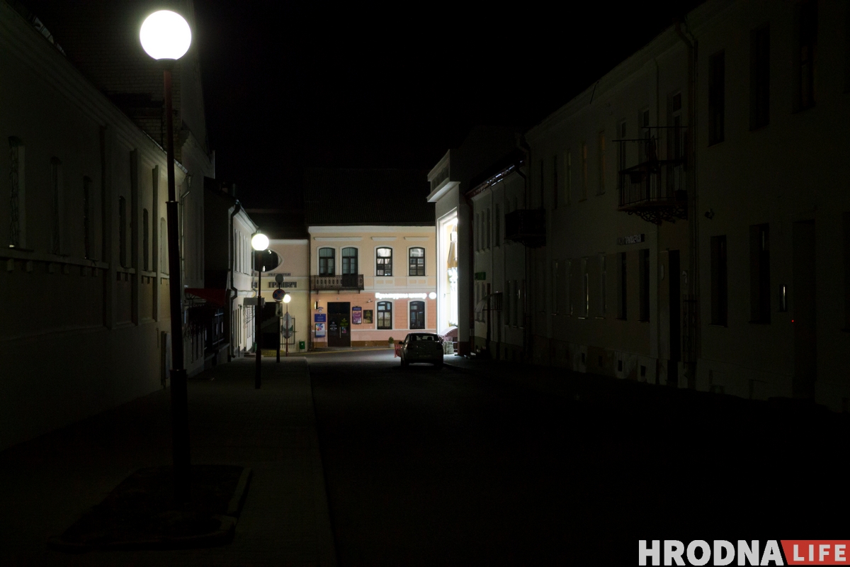 ФОТО: Как выглядит ночной Гродно на выходных во время пандемии