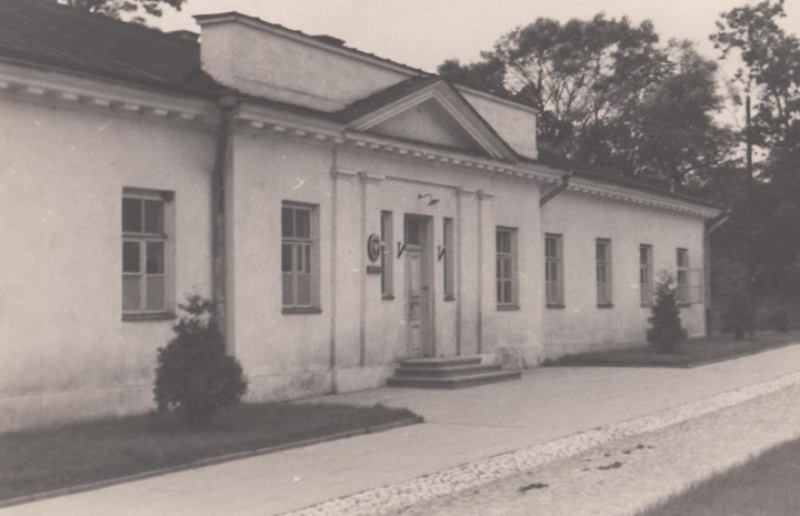 Бальніца з каларытам: як вар’яты ў Гродне жылі па суседстве з губернатарам Фасад псіхіятрычнай бальніцы Гродна ў 1930-я гг.