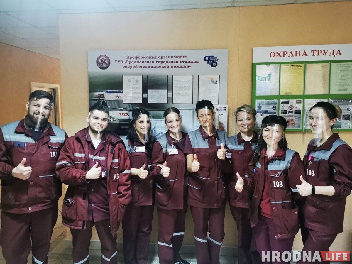 "Урачы на перадавой, нам трэба іх абараніць". Як гродзенцы робяць для медыкаў ахоўныя экраны "Урачы на перадавой, нам трэба іх абараніць". Як гродзенцы робяць для медыкаў ахоўныя экраны