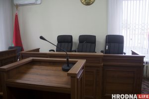 Якое пакаранне запыталі для выкладчыка, якога судзяць за марыхуану