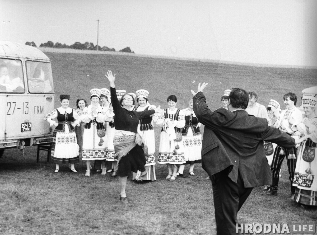 "В такие годы так прыгать!” Бывший танцор "Нёмана" рассказал, как танцевали с Ларисой Ляшенко