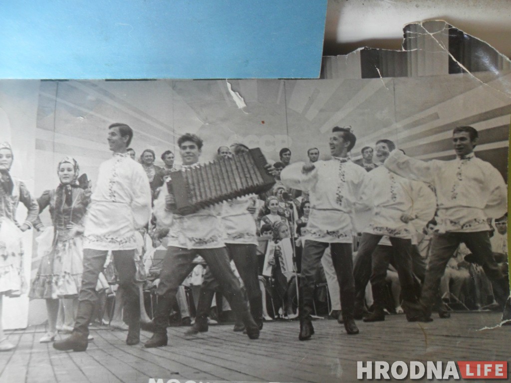 "Танцавалі, як шалёныя". Мікола Таранда расказаў аб прыгодах артыстаў "Нёмана"