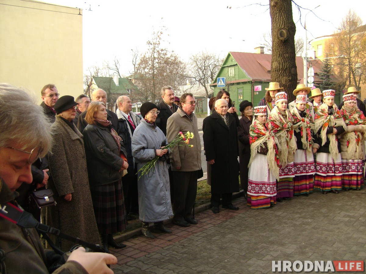 "В такие годы так прыгать!” Бывший танцор "Нёмана" рассказал, как танцевали с Ларисой Ляшенко