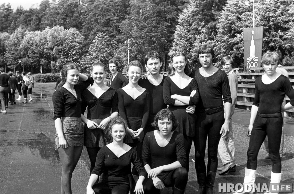 "В такие годы так прыгать!” Бывший танцор "Нёмана" рассказал, как танцевали с Ларисой Ляшенко