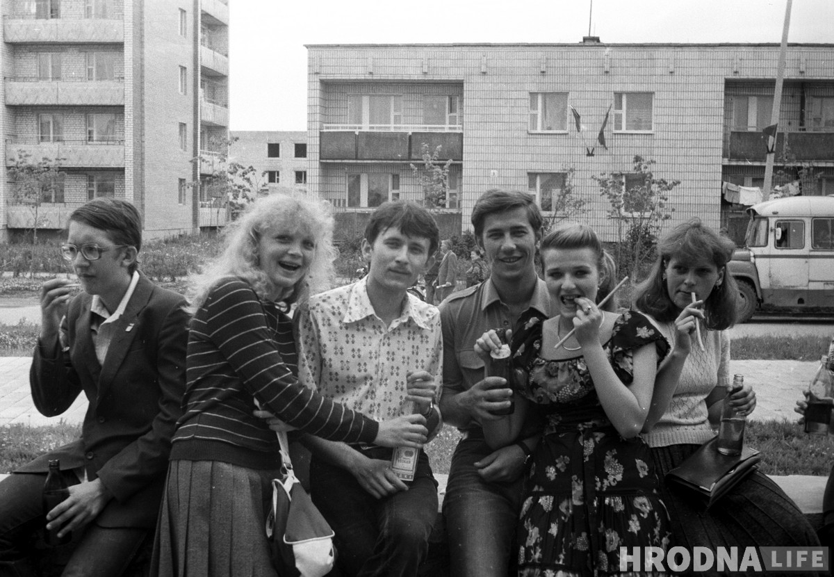 "Танцавалі, як шалёныя". Мікола Таранда расказаў аб прыгодах артыстаў "Нёмана"