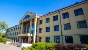 У СШ № 36 Гродна пацвердзілі тры выпадкі каранавірусу. Заняткі не адмянілі У СШ № 36 Гродна пацвердзілі тры выпадкі каранавірусу. Заняткі не адмянілі