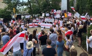 «Мы хочам выказаць сваю падтрымку і гонар за землякоў». Беларусы ЗША выказаліся пра падзеі на радзіме