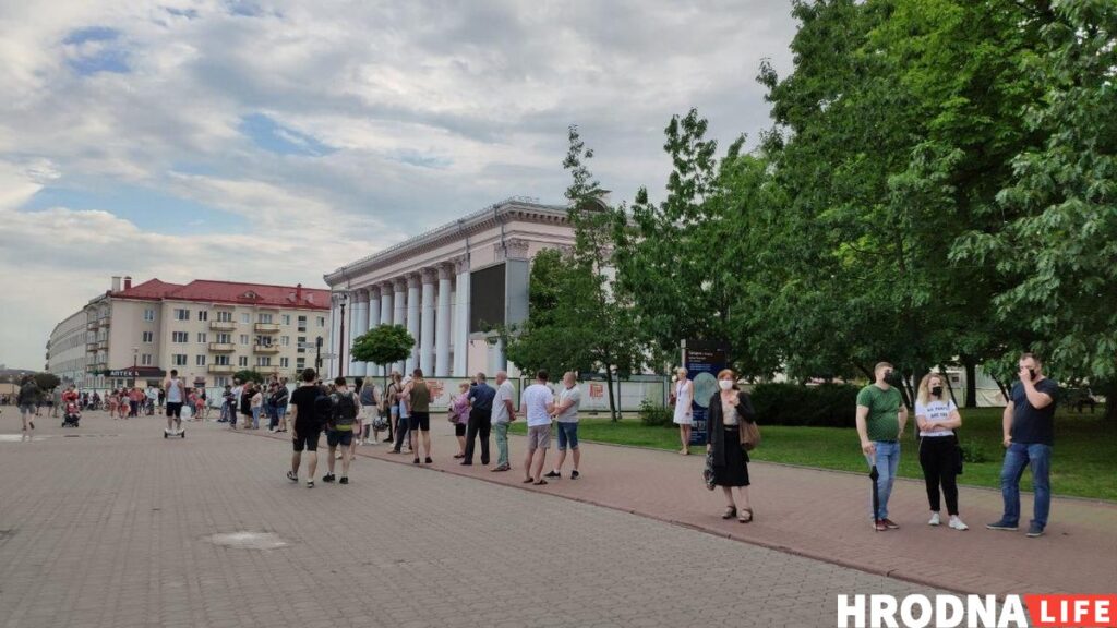 У Гродне адбылася акцыя салідарнасці з затрыманымі