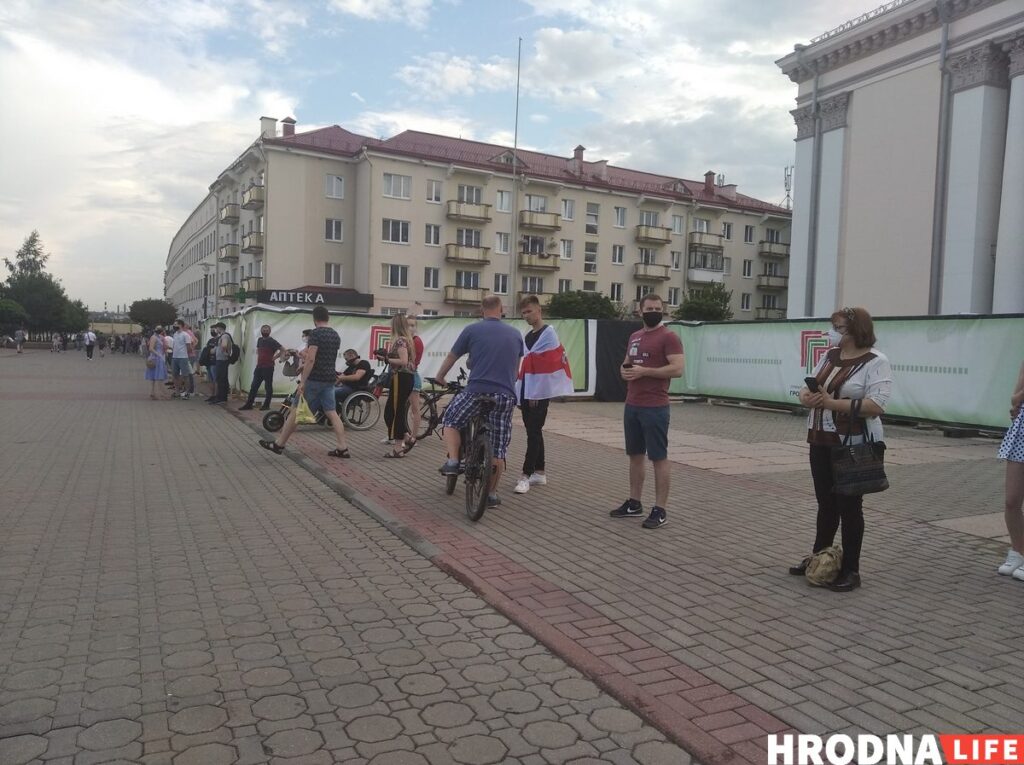 У Гродне адбылася акцыя салідарнасці з затрыманымі