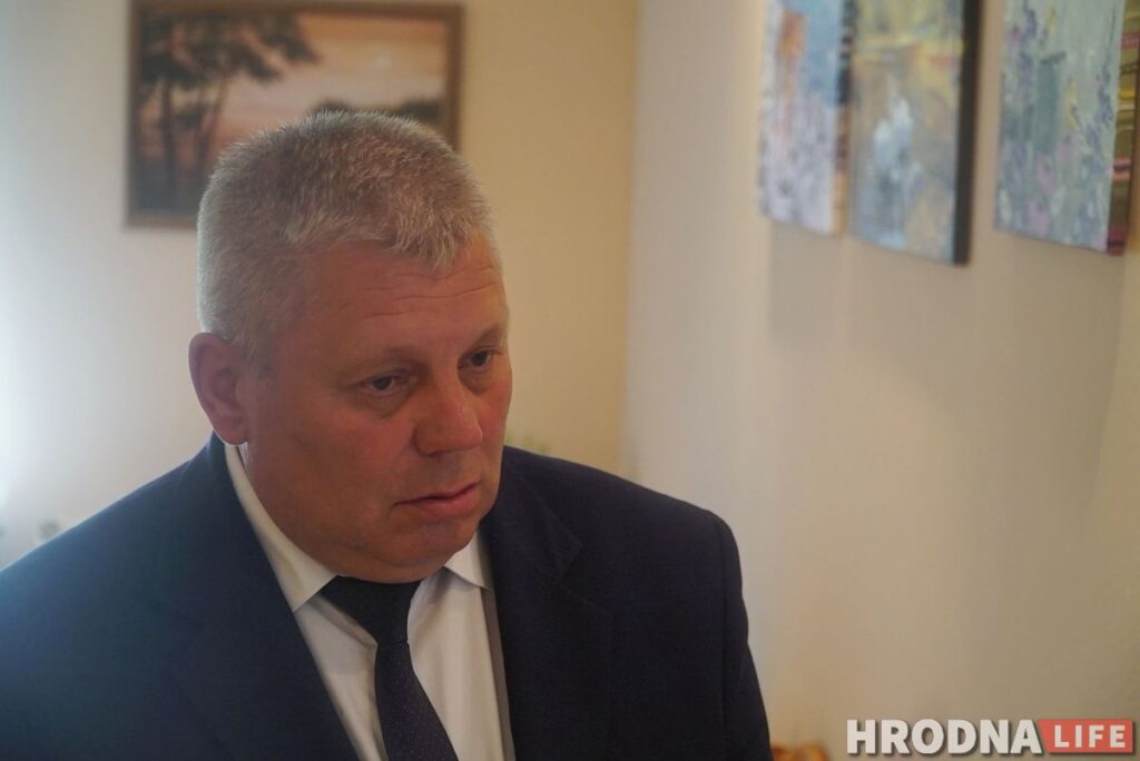 Мечислав Гой посетил волонтеров хосписа. С мороженым и поздравлениями