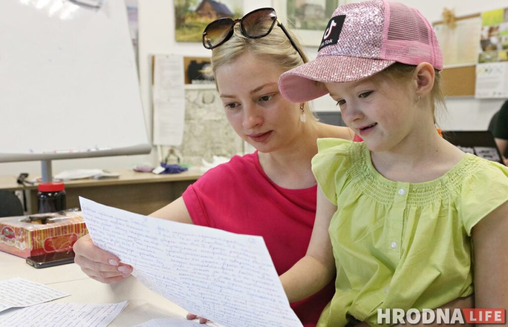 Виталия Наумик с дочкой Лизой