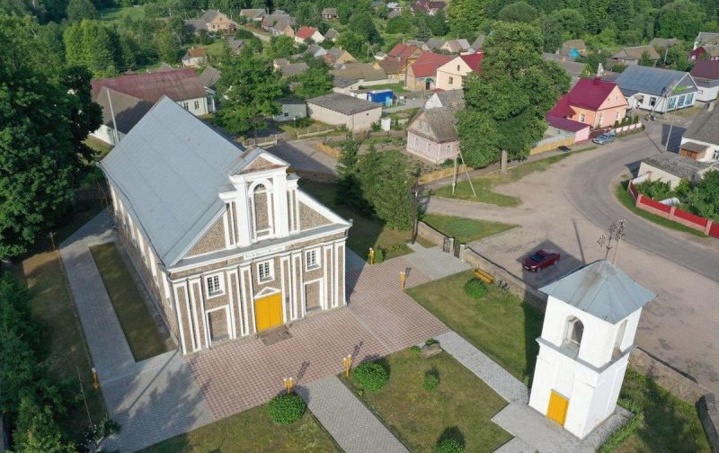 Палац графіні Красінскай, мясціны Ажэшкі і... жалезны чалавек. Што пабачыць за дзень у ваколіцах Гродна