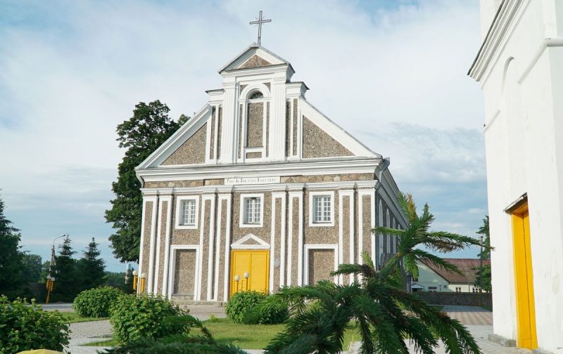 Палац графіні Красінскай, мясціны Ажэшкі і... жалезны чалавек. Што пабачыць за дзень у ваколіцах Гродна