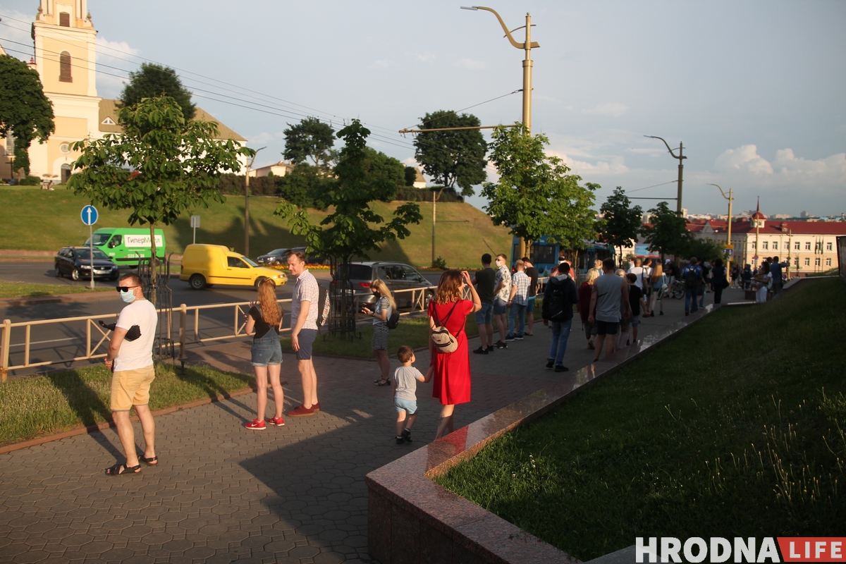 У Гродне адбылася акцыя салідарнасці з затрыманымі