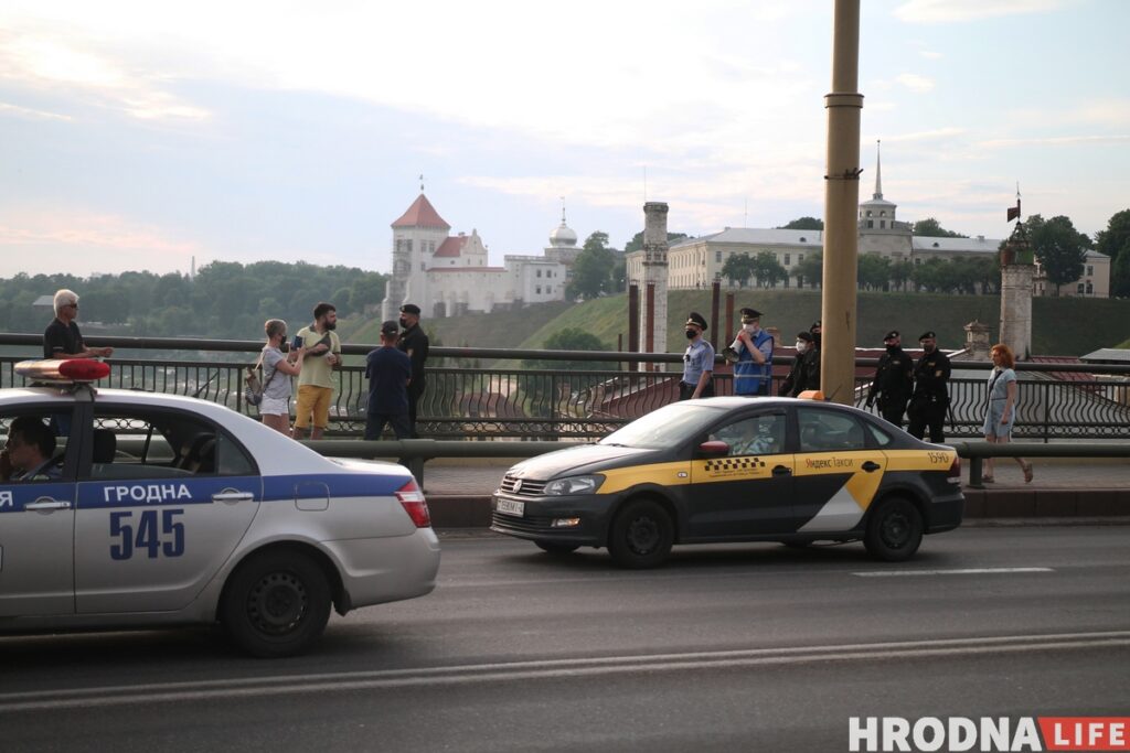 У Гродне адбылася акцыя салідарнасці з затрыманымі