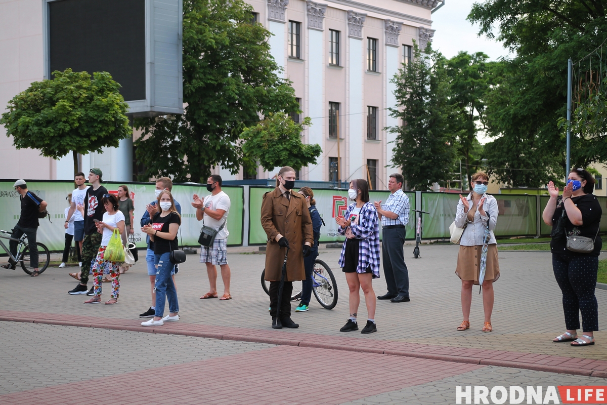 У Гродне адбылася акцыя салідарнасці з затрыманымі