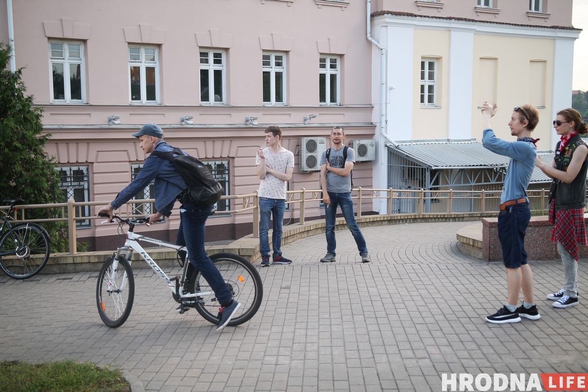 У Гродне адбылася акцыя салідарнасці з затрыманымі